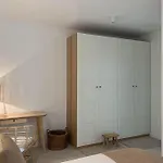 Modern Sea Front Retreat Апартаменты