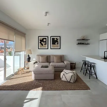 Modern Sea Front Retreat * Melenara
