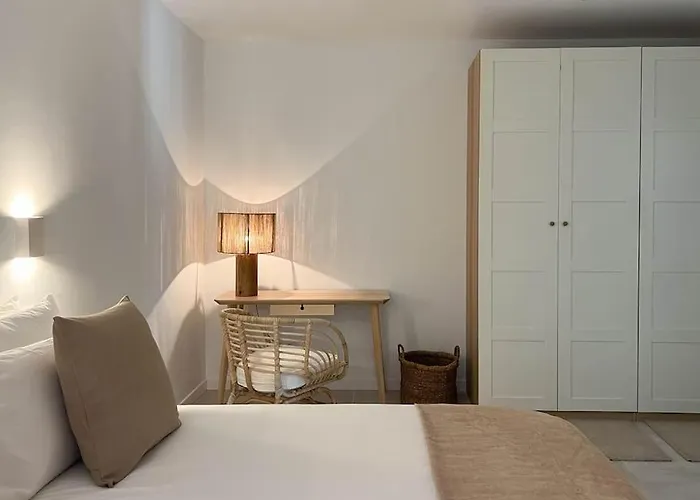 Modern Sea Front Retreat Apartmán *