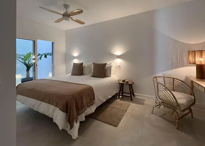 Modern Sea Front Retreat * Melenara