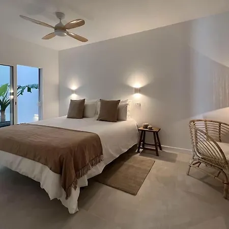 Modern Sea Front Retreat * Melenara