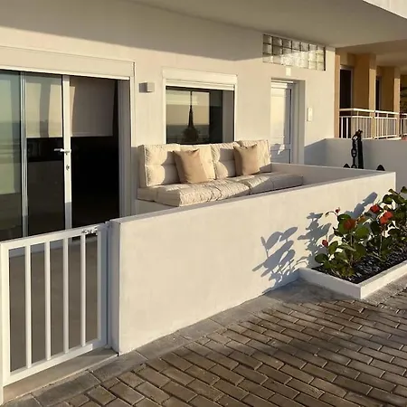 Modern Sea Front Retreat Melenara