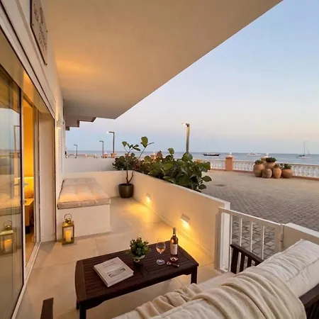 Modern Sea Front Retreat Melenara