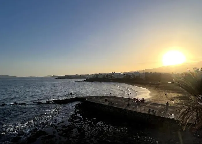 Modern Sea Front Retreat * Melenara